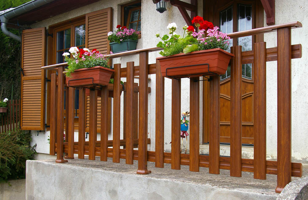 Balustrade de balcon alu façon bois