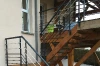 Balustrade d'escalier alu thermolaqué RAL standard (gris anthracite ou blanc), 5 lisses horizontales, hauteur finie de 1.02m